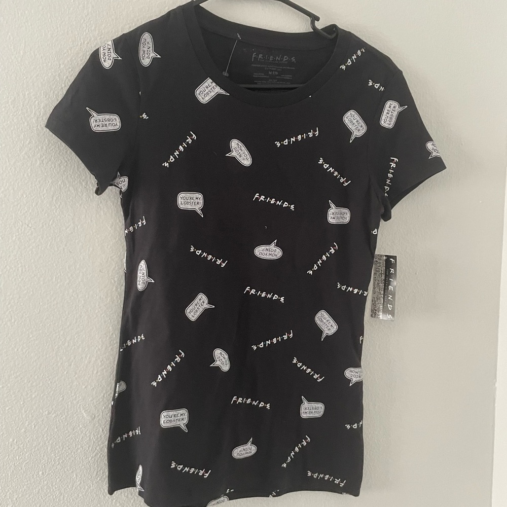 Women’s Medium Friends Shirt